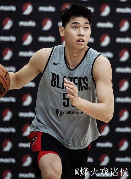 崔永熙NBA季前赛首秀 8分钟拿下1分2篮板